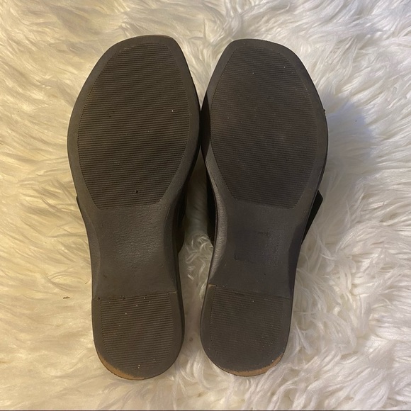 K.COBLER Women’s Leather Cross Buckle Slide Size 6 - Picture 5 of 6